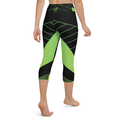 Basic Green Geometric Capri Leggings